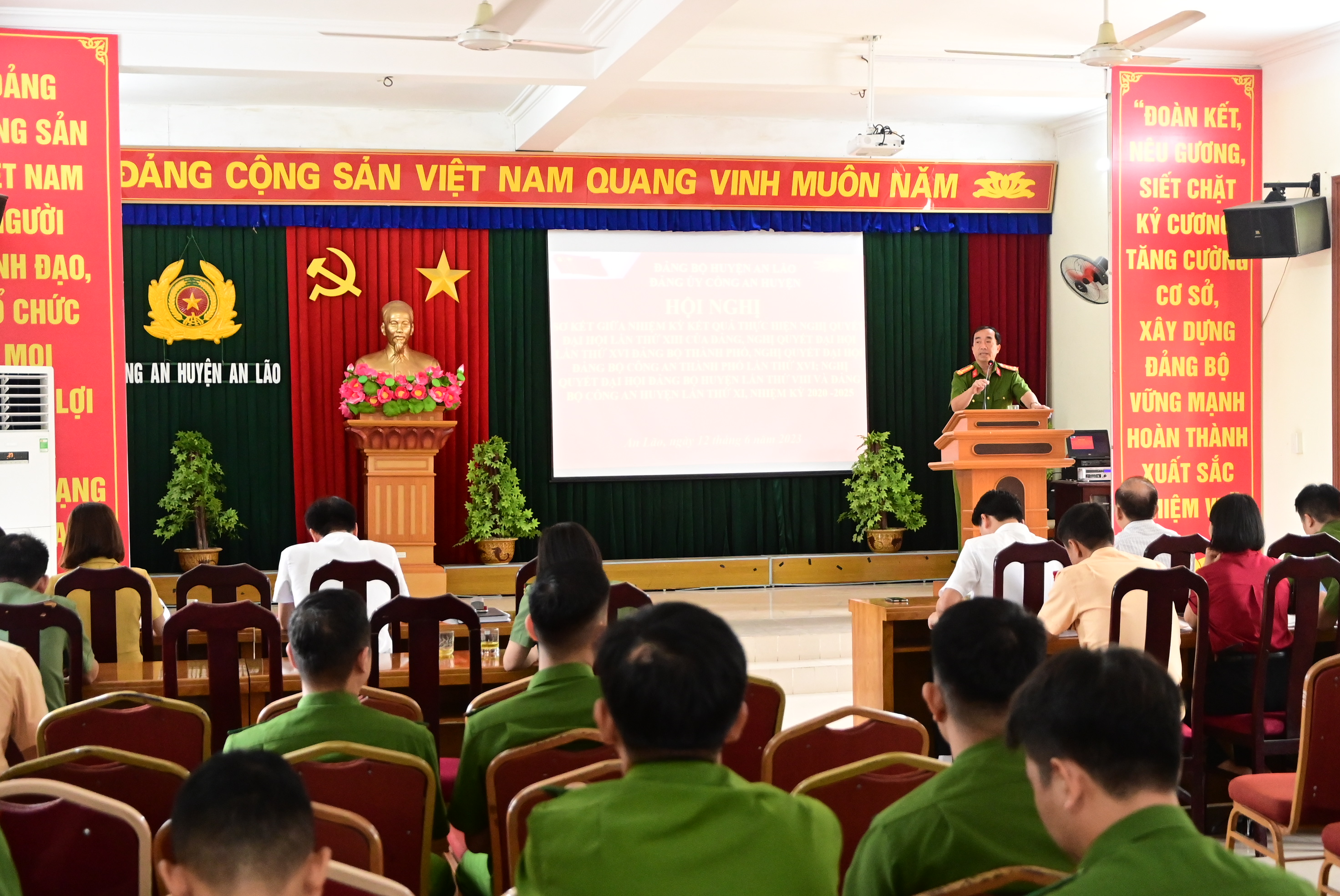 Đảng ủy Công an huyện An Lão sơ kết giữa nhiệm kỳ 2020 - 2025